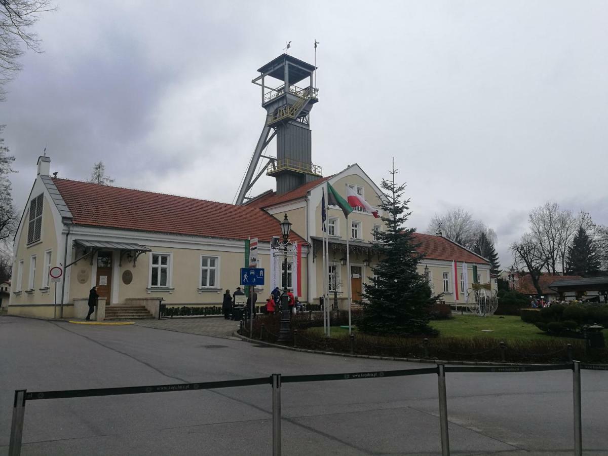 Salt Mine Apartment 64M2 Wieliczka Buitenkant foto